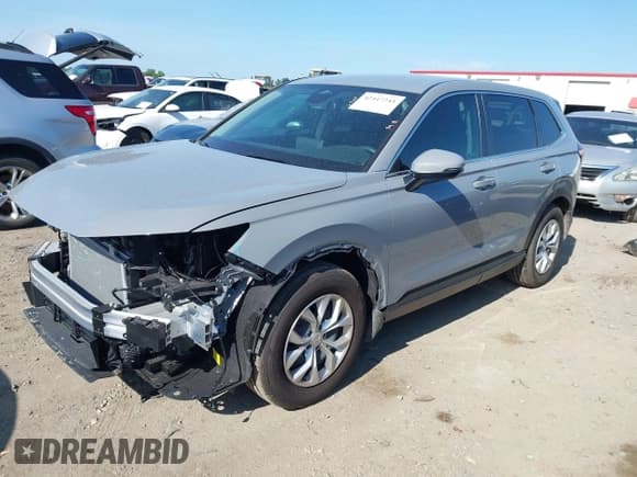 ✅ 2025 Honda CR-V LX • VIN: 5J6RS3H24SL004976 • Лот: 42447245. Опубликован ранее на IAAI с пробегом 1 716 миль. Бесплатный доступ к архиву аукционных продаж из США и подробный отчёт об истории автомобиля на DreamBid. Изображение 2.