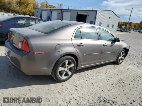 ✅ 2011 Chevrolet Malibu 1LT • VIN: 1G1ZC5E15BF217257 • Lot: 77068614. Listed on Copart with 42,422 mi. Free auction sales archive from the USA and detailed vehicle history report at DreamBid. Image 3.