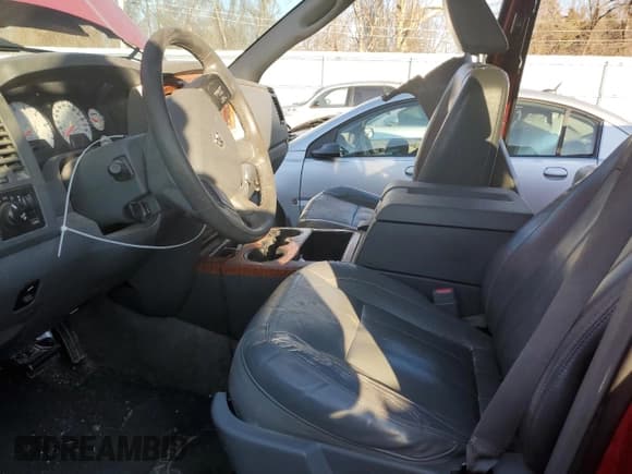 ✅ 2006 Dodge 1500 SLT • VIN: 1D7HU18226S623559 • Лот: 42143974. Опубликован ранее на Copart с пробегом 138 195 миль. Бесплатный доступ к архиву аукционных продаж из США и подробный отчёт об истории автомобиля на DreamBid. Изображение 7.