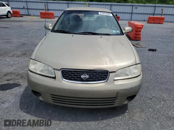 ✅ 2001 Nissan Sentra GXE • VIN: 3N1CB51D81L455322 • Лот: 57843595. Опубликован ранее на Copart с пробегом 125 258 миль. Бесплатный доступ к архиву аукционных продаж из США и подробный отчёт об истории автомобиля на DreamBid. Изображение 5.