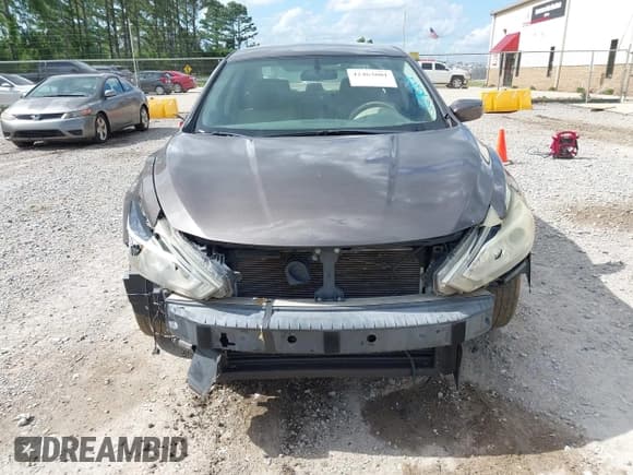 ✅ 2016 Nissan Altima SL • VIN: 1N4AL3AP8GC237522 • Lot: 42463801. Listed on IAAI with 185,708 mi. Free auction sales archive from the USA and detailed vehicle history report at DreamBid. Image 6.