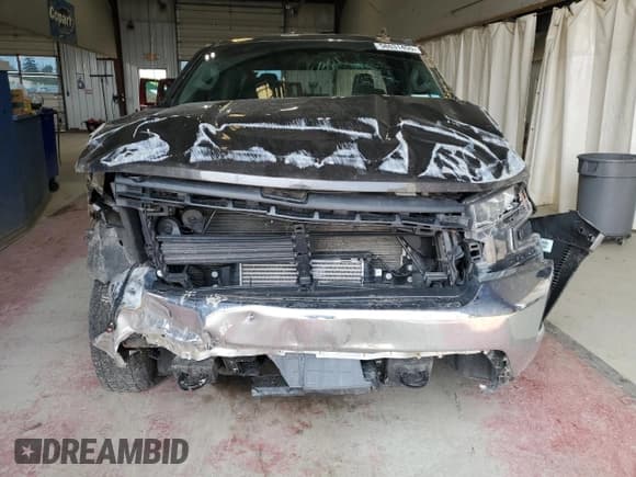 ✅ 2021 Chevrolet Silverado 1500 LT • VIN: 1GCRYJEK1MZ366888 • Lot: 58631455. Wystawiony na Copart z przebiegiem 53 103 mil. Bezpłatny archiwum sprzedaży aukcyjnych z USA i szczegółowy raport historii pojazdu na DreamBid. Zdjęcie 5.