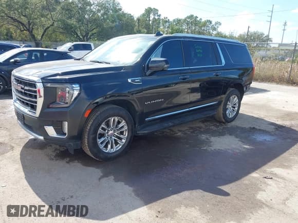 ✅ 2021 GMC Yukon XL SLT • VIN: 1GKS1GKD4MR403855 • Lot: 43620843. Listed on IAAI with 236,097 mi. Free auction sales archive from the USA and detailed vehicle history report at DreamBid. Image 18.