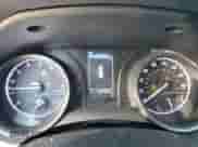 2022 Toyota Camry SE z VIN 4T1G11AKXNU664674, wystawiony jako Copart lot #68319575 z przebiegiem 62 490 mil mil oraz Czysty tytuł • Clean title. Historia ofert i sprzedaży dostępna na DreamBid. Obrazek 9.