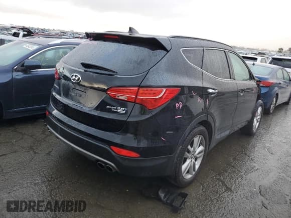 ✅ 2015 Hyundai Santa Fe • VIN: 5XYZWDLA9FG271403 • Лот: 45108474. Опубликован ранее на Copart с пробегом 149 024 миль. Бесплатный доступ к архиву аукционных продаж из США и подробный отчёт об истории автомобиля на DreamBid. Изображение 3.