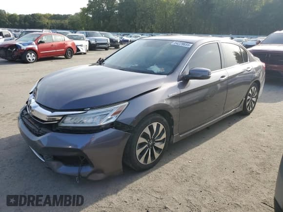 ✅ 2017 Honda Accord Touring • VIN: JHMCR6F71HC025962 • Лот: 84229655. Опубликован ранее на Copart с пробегом 195 459 миль. Бесплатный доступ к архиву аукционных продаж из США и подробный отчёт об истории автомобиля на DreamBid. Изображение 1.
