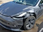 ✅ 2023 Tesla Model 3 • VIN: 5YJ3E1EA2PF694756 • Lot: 42220867. Wystawiony na IAAI z przebiegiem 29 260 mil. Bezpłatny archiwum sprzedaży aukcyjnych z USA i szczegółowy raport historii pojazdu na DreamBid. Zdjęcie 6.