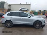✅ 2017 Porsche Cayenne • VIN: WP1AA2A25HKA80522 • Lot: 42288882. Listed on IAAI with 145,422 mi. Free auction sales archive from the USA and detailed vehicle history report at DreamBid. Image 14.