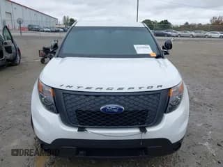 ✅ 2015 Ford Police Interceptor Utility • VIN: 1FM5K8AT3FGB26114 • Lot: 43558960. Listed on IAAI with Not provided. Free auction sales archive from the USA and detailed vehicle history report at DreamBid. Image 6.