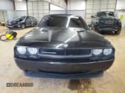 ✅ 2009 Dodge Challenger SE • VIN: 2B3LJ44V19H630305 • Lot: 85427874. Wystawiony na Copart z przebiegiem 203 512 mil. Bezpłatny archiwum sprzedaży aukcyjnych z USA i szczegółowy raport historii pojazdu na DreamBid. Zdjęcie 5.