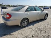✅ 2004 Toyota Camry LE • VIN: 4T1BE32K04U846343 • Lot: 89560625. Listed on Copart with 221,142 mi. Free auction sales archive from the USA and detailed vehicle history report at DreamBid. Image 3.