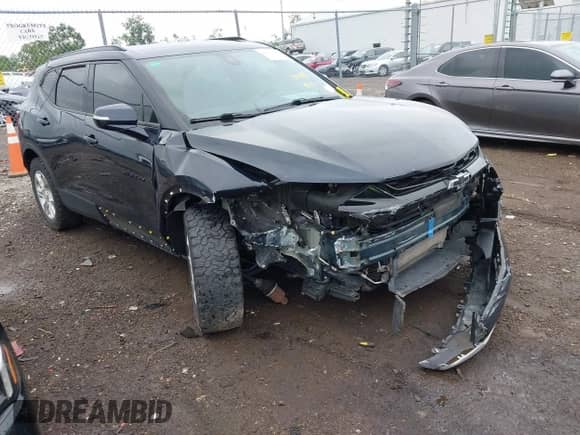 ✅ 2021 Chevrolet Blazer LT • VIN: 3GNKBJRS0MS505037 • Лот: 42601556. Размещён на IAAI с пробегом 70 099 миль миль. Получите бесплатный доступ к архиву аукционных продаж из США и посмотрите подробный отчёт об истории автомобиля на DreamBid. Изображение 1.