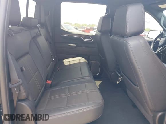 ✅ 2024 Chevrolet Silverado 1500 • VIN: 2GCPAFED7R1138999 • Lot: 42373102. Listed on IAAI with 44,750 mi. Free auction sales archive from the USA and detailed vehicle history report at DreamBid. Image 8.