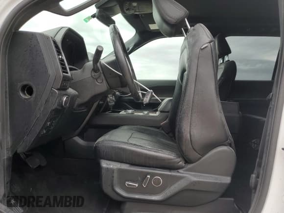 ✅ 2021 Ford Expedition Max Limited • VIN: 1FMJK2AT7MEA37702 • Lot: 47746495. Wystawiony na Copart z przebiegiem Nie podano. Bezpłatny archiwum sprzedaży aukcyjnych z USA i szczegółowy raport historii pojazdu na DreamBid. Zdjęcie 7.