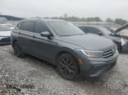 ✅ 2022 Volkswagen Tiguan SE • VIN: 3VV3B7AX4NM072031 • Lot: 84025745. Wystawiony na Copart z przebiegiem 32 058 mil. Bezpłatny archiwum sprzedaży aukcyjnych z USA i szczegółowy raport historii pojazdu na DreamBid. Zdjęcie 4.