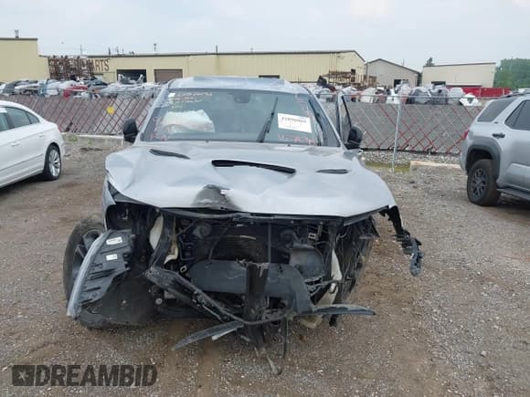 ✅ 2021 Dodge Durango R/T • VIN: 1C4SDJCT0MC697084 • Lot: 42896065. Wystawiony na IAAI z przebiegiem Nie podano. Bezpłatny archiwum sprzedaży aukcyjnych z USA i szczegółowy raport historii pojazdu na DreamBid. Zdjęcie 11.