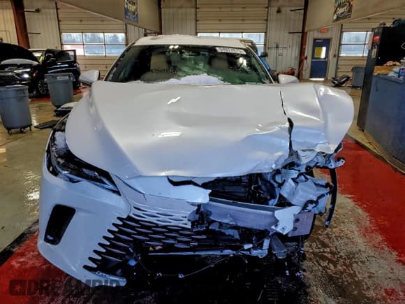 ✅ 2024 Lexus RX 350h Premium • VIN: 2T2BBMCA0RC034310 • Lot: 94977075. Wystawiony na Copart z przebiegiem 33 778 mil. Bezpłatny archiwum sprzedaży aukcyjnych z USA i szczegółowy raport historii pojazdu na DreamBid. Zdjęcie 5.