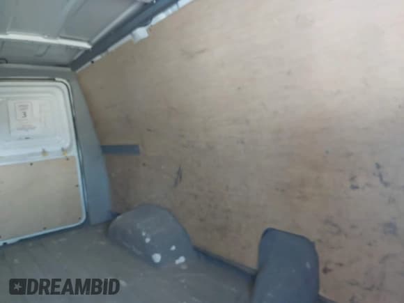 ✅ 2007 Ford Econoline Cargo Commercial • VIN: 1FTNE24W47DA99927 • Лот: 42643800. Опубликован ранее на IAAI с пробегом Не указан. Бесплатный доступ к архиву аукционных продаж из США и подробный отчёт об истории автомобиля на DreamBid. Изображение 8.