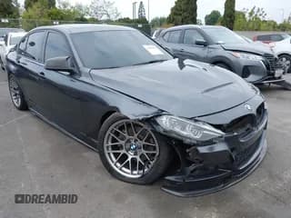 ✅ 2018 BMW 3 Series 330i • VIN: WBA8B9C54JEE82355 • Lot: 42035076. Wystawiony na IAAI z przebiegiem 110 914 mil. Bezpłatny archiwum sprzedaży aukcyjnych z USA i szczegółowy raport historii pojazdu na DreamBid. Zdjęcie 1.