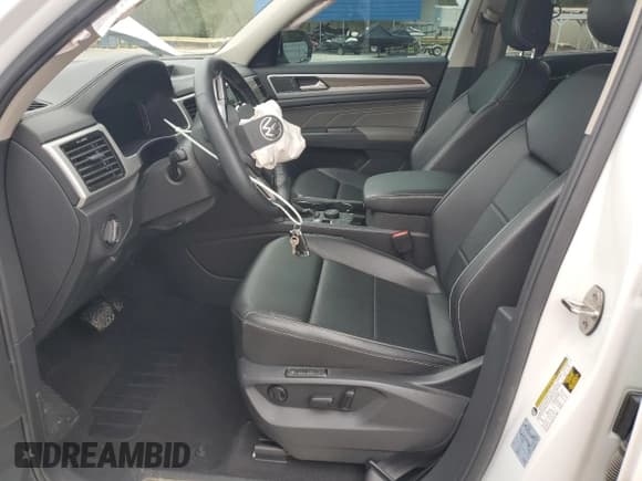 ✅ 2021 Volkswagen Atlas SEL • VIN: 1V2BR2CA9MC600470 • Lot: 86498955. Listed on Copart with 53,551 mi. Free auction sales archive from the USA and detailed vehicle history report at DreamBid. Image 7.
