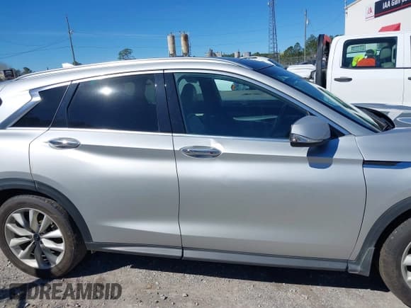 ✅ 2019 Infiniti QX50 Essential • VIN: 3PCAJ5M19KF122135 • Lot: 41722309. Wystawiony na IAAI z przebiegiem 145 920 mil. Bezpłatny archiwum sprzedaży aukcyjnych z USA i szczegółowy raport historii pojazdu na DreamBid. Zdjęcie 13.