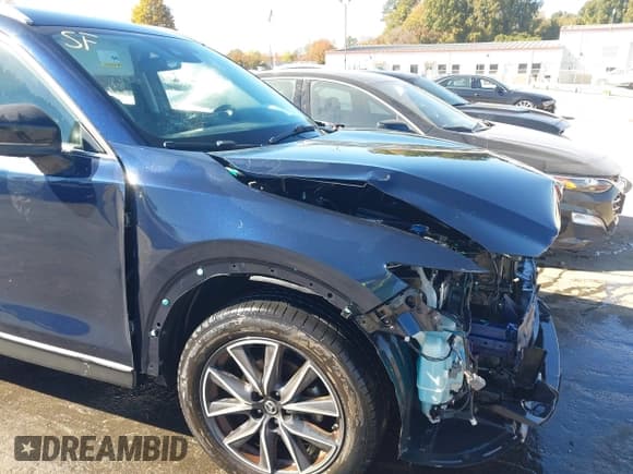 ✅ 2018 Mazda CX-5 Touring • VIN: JM3KFBCM4J0351052 • Lot: 43574119. Wystawiony na IAAI z przebiegiem 118 096 mil. Bezpłatny archiwum sprzedaży aukcyjnych z USA i szczegółowy raport historii pojazdu na DreamBid. Zdjęcie 18.