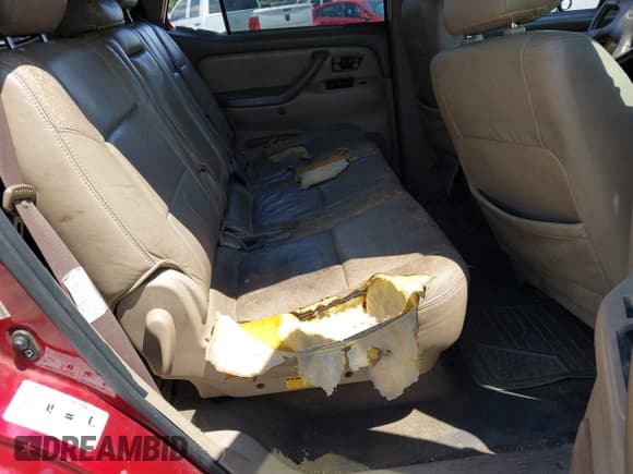 ✅ 2002 Toyota Sequoia SR5 • VIN: 5TDZT34A62S068693 • Лот: 43007848. Опубликован ранее на IAAI с пробегом 393 493 миль. Бесплатный доступ к архиву аукционных продаж из США и подробный отчёт об истории автомобиля на DreamBid. Изображение 8.