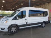 ✅ 2020 Ford Transit Passenger XL • VIN: 1FBAX2CG9LKA54558 • Lot: 42589656. Wystawiony na IAAI z przebiegiem 53 647 mil. Bezpłatny archiwum sprzedaży aukcyjnych z USA i szczegółowy raport historii pojazdu na DreamBid. Zdjęcie 14.