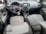 ✅ 2018 Chevrolet Equinox LS • VIN: 2GNAXREV3J6161399 • Lot: 89865335. Wystawiony na Copart z przebiegiem 142 478 mil. Bezpłatny archiwum sprzedaży aukcyjnych z USA i szczegółowy raport historii pojazdu na DreamBid. Zdjęcie 8.