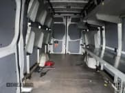 ✅ 2011 Mercedes-Benz Sprinter Cargo • VIN: WD3PE8CB9B5560806 • Lot: 43822970. Wystawiony na IAAI z przebiegiem 383 541 mil. Bezpłatny archiwum sprzedaży aukcyjnych z USA i szczegółowy raport historii pojazdu na DreamBid. Zdjęcie 5.