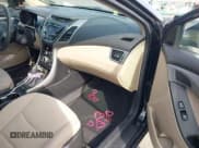 ✅ 2014 Hyundai Elantra SE • VIN: 5NPDH4AE7EH466756 • Lot: 43204524. Listed on IAAI with 86,955 mi. Free auction sales archive from the USA and detailed vehicle history report at DreamBid. Image 5.