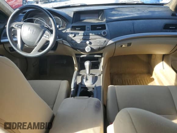 ✅ 2011 Honda Accord LX • VIN: 1HGCP2F36BA145466 • Lot: 89639695. Wystawiony na Copart z przebiegiem 108 360 mil. Bezpłatny archiwum sprzedaży aukcyjnych z USA i szczegółowy raport historii pojazdu na DreamBid. Zdjęcie 8.