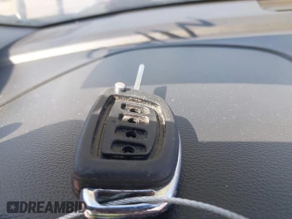 ✅ 2016 Hyundai Sonata SE • VIN: 5NPE24AFXGH393478 • Лот: 43111361. Опубликован ранее на IAAI с пробегом 81 521 миль. Бесплатный доступ к архиву аукционных продаж из США и подробный отчёт об истории автомобиля на DreamBid. Изображение 11.