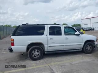 ✅ 2002 Chevrolet Suburban LS • VIN: 3GNEC16Z92G208330 • Lot: 41907799. Wystawiony na IAAI z przebiegiem 469 040 mil. Bezpłatny archiwum sprzedaży aukcyjnych z USA i szczegółowy raport historii pojazdu na DreamBid. Zdjęcie 6.