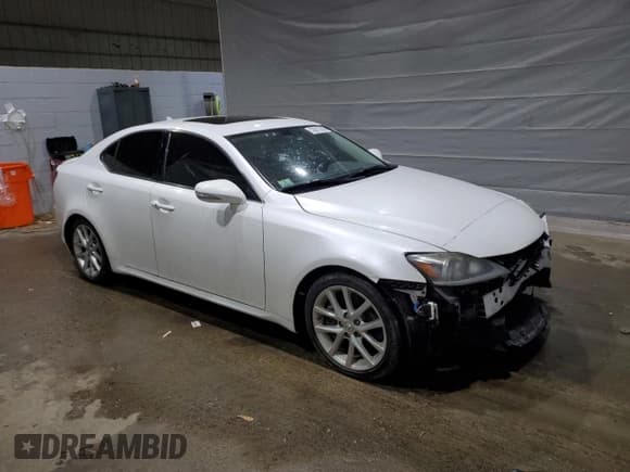 ✅ 2012 Lexus IS 350 • VIN: JTHCE5C28C5002402 • Лот: 52917455. Опубликован ранее на Copart с пробегом 134 986 миль. Бесплатный доступ к архиву аукционных продаж из США и подробный отчёт об истории автомобиля на DreamBid. Изображение 4.