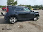 ✅ 2021 Kia Soul LX • VIN: KNDJ22AU0M7755514 • Лот: 53078005. Опубликован ранее на Copart с пробегом 46 059 миль. Бесплатный доступ к архиву аукционных продаж из США и подробный отчёт об истории автомобиля на DreamBid. Изображение 3.