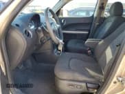 ✅ 2008 Chevrolet HHR LS • VIN: 3GNDA13D98S534824 • Lot: 41782005. Listed on Copart with 121,708 mi. Free auction sales archive from the USA and detailed vehicle history report at DreamBid. Image 7.