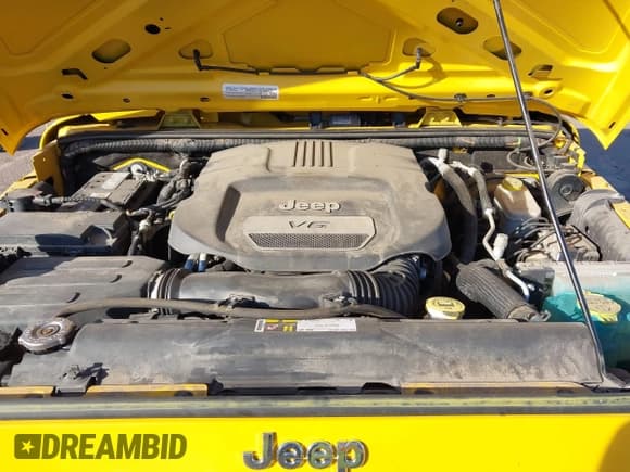✅ 2015 Jeep Wrangler Sport • VIN: 1C4AJWAG2FL585672 • Lot: 43524803. Listed on IAAI with 48,230 mi. Free auction sales archive from the USA and detailed vehicle history report at DreamBid. Image 10.