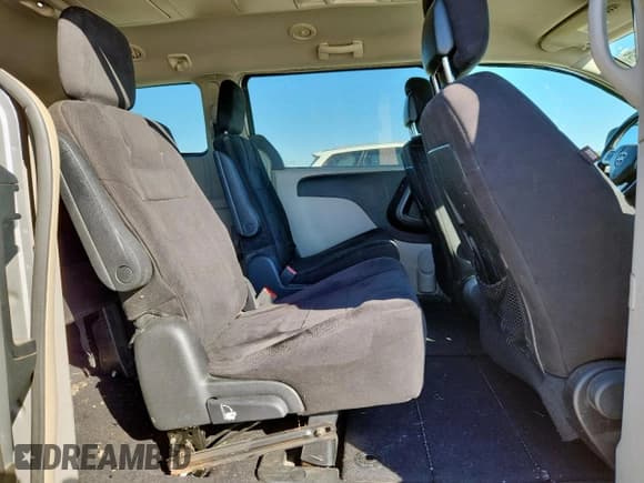 ✅ 2011 Dodge Grand Caravan Crew • VIN: 2D4RN5DG2BR660095 • Lot: 91296035. Wystawiony na Copart z przebiegiem 171 999 mil. Bezpłatny archiwum sprzedaży aukcyjnych z USA i szczegółowy raport historii pojazdu na DreamBid. Zdjęcie 11.
