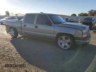 ✅ 2006 Chevrolet Silverado 1500 LS • VIN: 2GCEC13V161325845 • Лот: 78314664. Опубликован ранее на Copart с пробегом 226 786 миль. Бесплатный доступ к архиву аукционных продаж из США и подробный отчёт об истории автомобиля на DreamBid. Изображение 4.