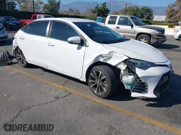 ✅ 2018 Toyota Corolla SE • VIN: 5YFBURHE4JP761316 • Lot: 43527152. Listed on IAAI with 153,020 mi. Free auction sales archive from the USA and detailed vehicle history report at DreamBid. Image 1.
