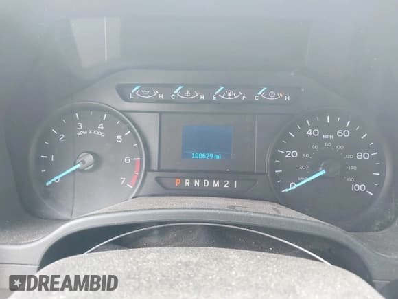 ✅ 2019 Ford F-250 XL • VIN: 1FDBF2A69KED43137 • Lot: 43091047. Wystawiony na IAAI z przebiegiem 100 629 mil. Bezpłatny archiwum sprzedaży aukcyjnych z USA i szczegółowy raport historii pojazdu na DreamBid. Zdjęcie 7.