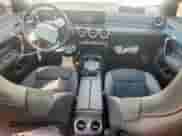 2022 Mercedes-Benz CLA 250 z VIN W1K5J4GB2NN313441, wystawiony jako Copart lot #80508685 z przebiegiem 34 157 mil mil oraz Szkoda całkowita • Salvage title. Historia ofert i sprzedaży dostępna na DreamBid. Obrazek 8.