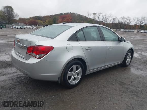 ✅ 2014 Chevrolet Cruze 1LT • VIN: 1G1PC5SB2E7463296 • Лот: 43561666. Опубликован ранее на IAAI с пробегом 85 432 миль. Бесплатный доступ к архиву аукционных продаж из США и подробный отчёт об истории автомобиля на DreamBid. Изображение 4.