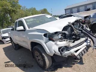 ✅ 2017 Toyota Tacoma SR5 • VIN: 5TFRZ5CN1HX042214 • Лот: 43265339. Опубликован ранее на IAAI с пробегом 118 537 миль. Бесплатный доступ к архиву аукционных продаж из США и подробный отчёт об истории автомобиля на DreamBid. Изображение 1.