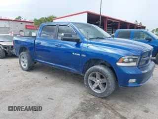✅ 2010 Dodge 1500 SLT • VIN: 1D7RV1CT8AS244138 • Lot: 42550187. Wystawiony na IAAI z przebiegiem 160 157 mil. Bezpłatny archiwum sprzedaży aukcyjnych z USA i szczegółowy raport historii pojazdu na DreamBid. Zdjęcie 1.