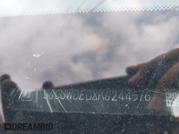 ✅ 2019 Chevrolet Silverado 1500 RST • VIN: 3GCUWDED8KG244576 • Lot: 43518160. Listed on IAAI with 81,493 mi. Free auction sales archive from the USA and detailed vehicle history report at DreamBid. Image 17.