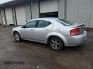 ✅ 2010 Dodge Avenger R/T • VIN: 1B3CC5FB1AN135634 • Lot: 42109865. Wystawiony na Copart z przebiegiem 124 442 mil. Bezpłatny archiwum sprzedaży aukcyjnych z USA i szczegółowy raport historii pojazdu na DreamBid. Zdjęcie 2.