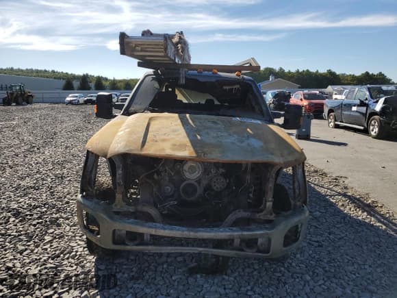 ✅ 2015 Ford F-250 XLT • VIN: 1FT7X2B68FEA85995 • Lot: 80056215. Wystawiony na Copart z przebiegiem Nie podano. Bezpłatny archiwum sprzedaży aukcyjnych z USA i szczegółowy raport historii pojazdu na DreamBid. Zdjęcie 5.