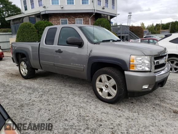 ✅ 2008 Chevrolet Silverado 1500 LTZ • VIN: 2GCEK19JX81273500 • Lot: 72581794. Listed on Copart with 141,796 mi. Free auction sales archive from the USA and detailed vehicle history report at DreamBid. Image 4.
